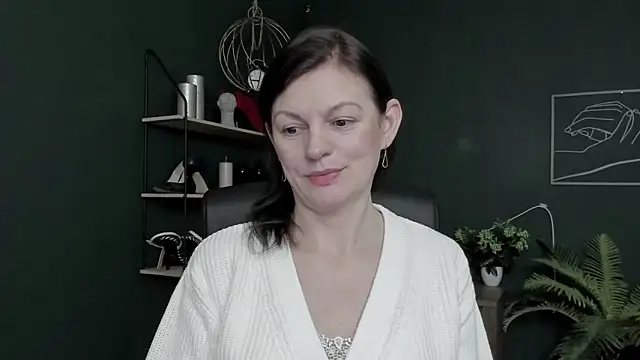 VivianWILD online show from 03-23-26, 06:46