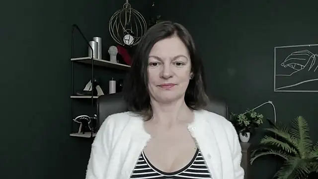 VivianWILD online show from 03-20-26, 07:53