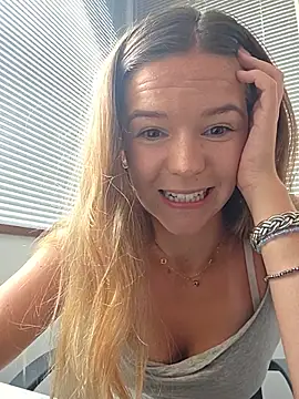 lucie mehott online show from 07-30-26, 09:30