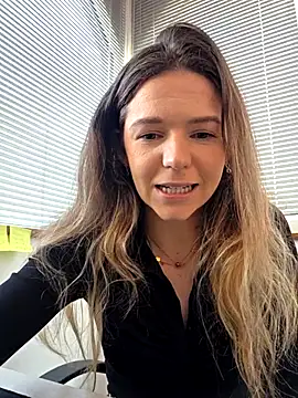 lucie mehott online show from 02-24-26, 10:49