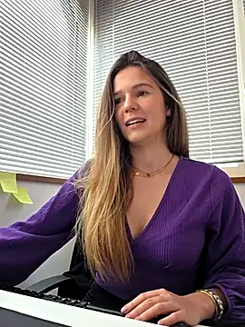 lucie mehott online show from 02-17-26, 10:01