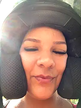 loreth J online show from 09-09-25, 01:09