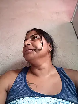 Giselabrunette25 online show from 03-03-26, 03:08