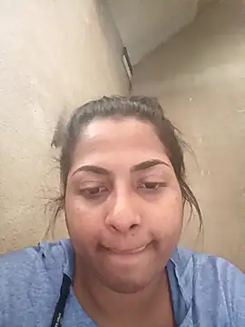 Giselabrunette25 online show from 04-15-26, 06:12