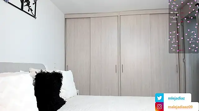 MalejaDiaz  online show from 03-21-25, 03:24