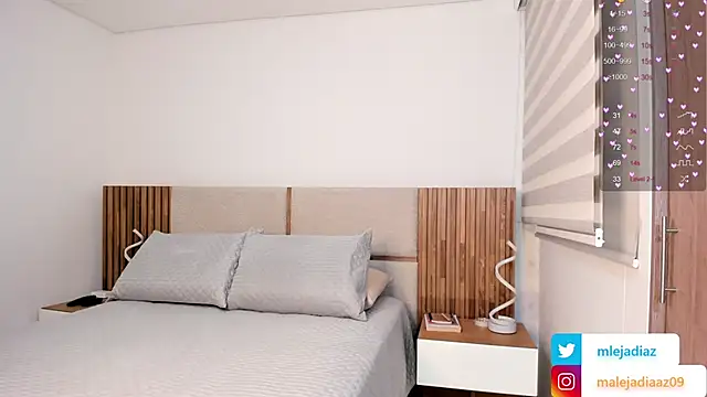 MalejaDiaz  online show from 11-27-25, 08:20