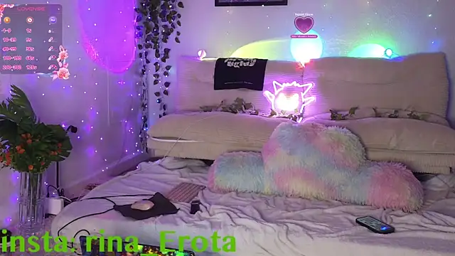 yummyrina online show from 11-24-25, 11:05