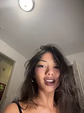 yummyrina online show from 06-04-26, 07:40