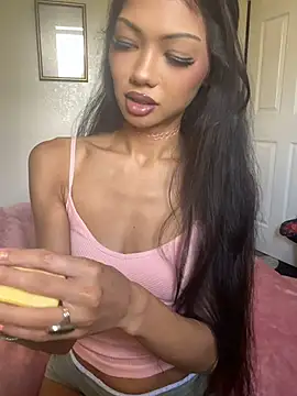 yummyrina online show from 06-22-26, 08:28