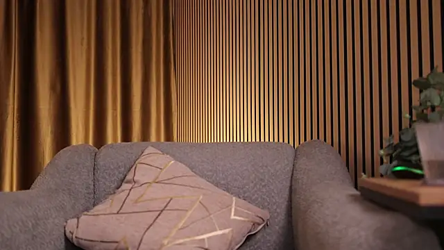 AnnittaStar online show from 10-20-25, 02:24