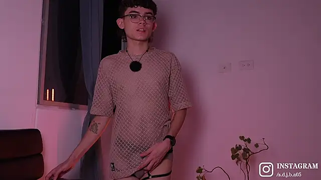 Angelo 018 online show from 02-12-26, 11:48