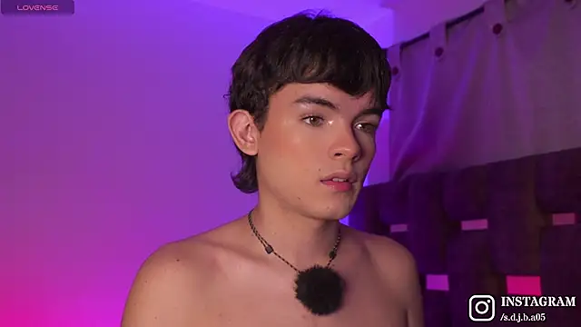 Angelo 018 online show from 11-18-25, 06:28