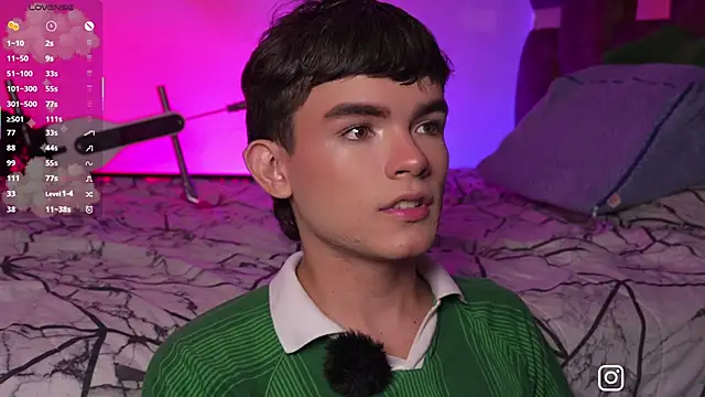 Angelo 018 online show from 10-19-25, 05:32