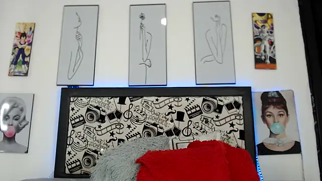 Rihana14 online show from 05-14-26, 10:07