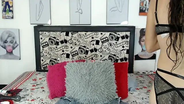 Rihana14 online show from 04-11-26, 08:45