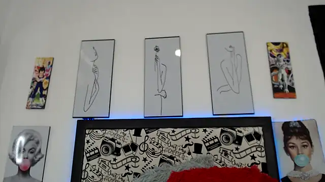 Rihana14 online show from 05-16-26, 07:57