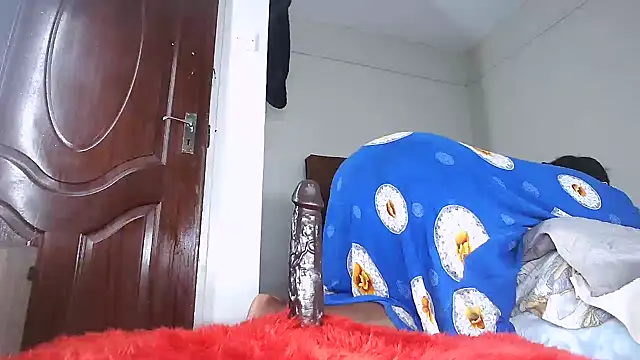 shoshortyy online show from 07-10-26, 04:07