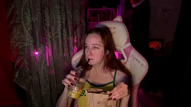 pearl princess  online show from 12-19-25, 09:06