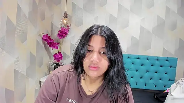 LindaBreeS online show from 09-29-25, 02:23