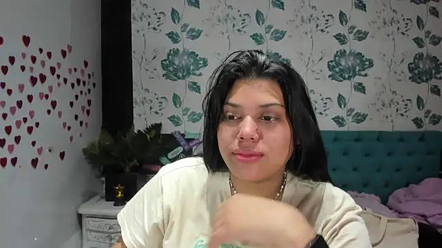 LindaBreeS online show from 03-13-25, 05:39