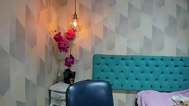 LindaBreeS online show from 05-29-26, 01:06
