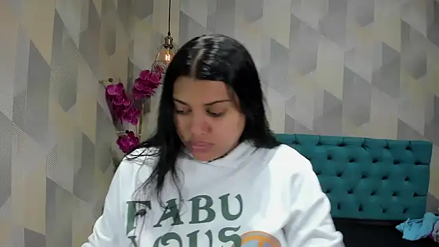 LindaBreeS online show from 10-02-25, 01:25