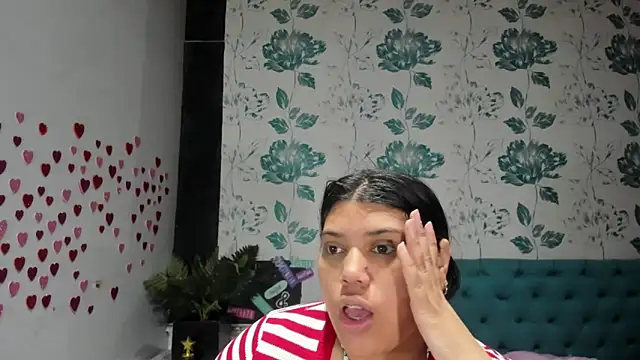 LindaBreeS online show from 03-18-25, 01:34