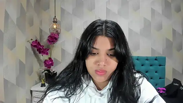 LindaBreeS online show from 09-27-25, 01:39