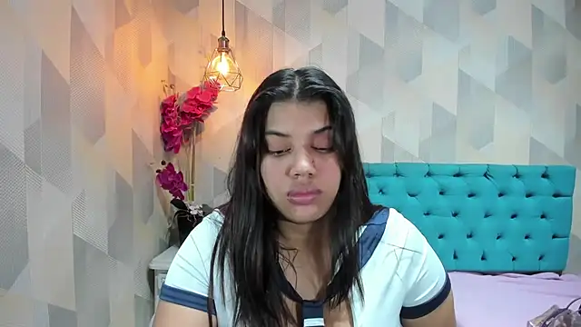 LindaBreeS online show from 05-25-26, 03:55
