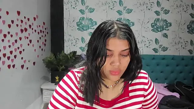LindaBreeS online show from 03-18-25, 04:39