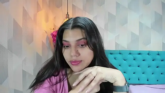 LindaBreeS online show from 06-15-26, 11:21