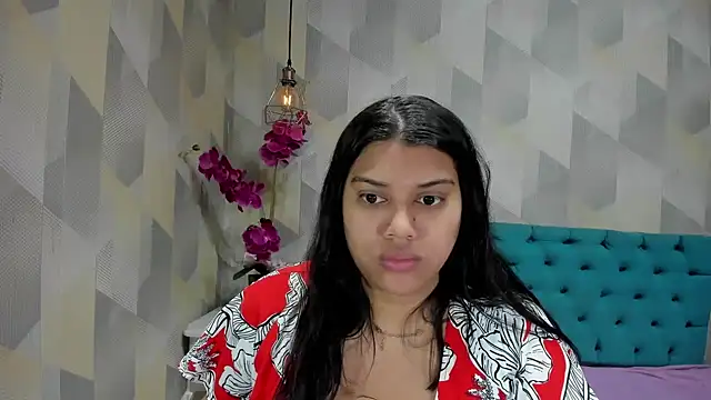 LindaBreeS online show from 10-22-25, 02:05