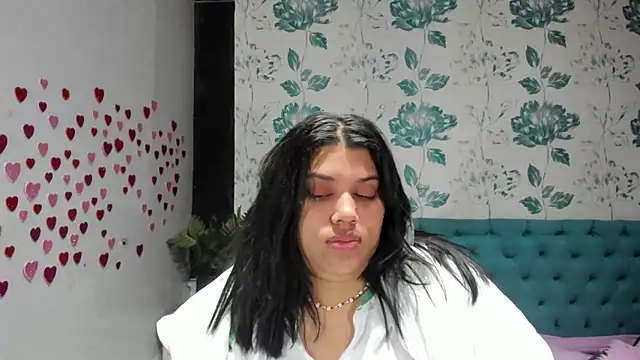 LindaBreeS online show from 03-08-25, 05:11
