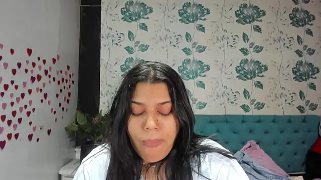 LindaBreeS online show from 03-10-25, 08:45