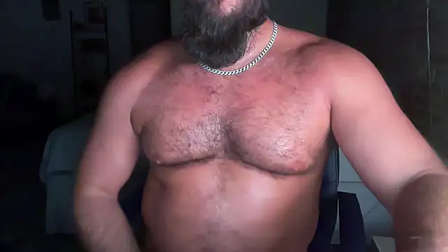 Snapshot of Barebackheat chatting on 09-25-25, 02:17 Barebackheat online show from 09-25-25, 02:17