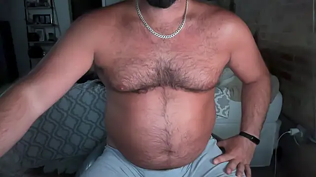Snapshot of Barebackheat chatting on 06-11-26, 04:53 Barebackheat online show from 06-11-26, 04:53