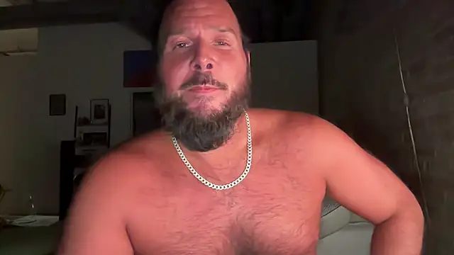 Snapshot of Barebackheat chatting on 07-18-26, 04:32 Barebackheat online show from 07-18-26, 04:32