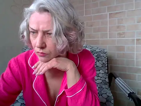 Lorie Carrie online show from 03-25-26, 08:03