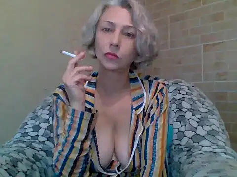 Lorie Carrie online show from 10-09-25, 08:48