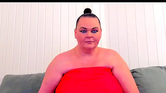 MilanaBiegert online show from 01-09-26, 01:29