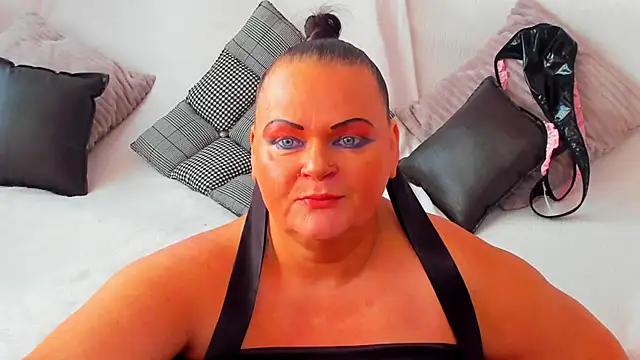 MilanaBiegert online show from 10-08-25, 07:10