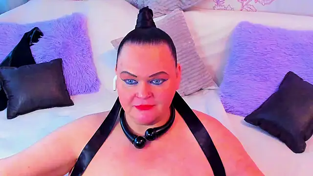 MilanaBiegert online show from 03-06-25, 12:41