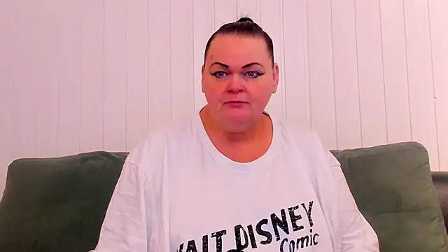 MilanaBiegert online show from 02-11-26, 08:36