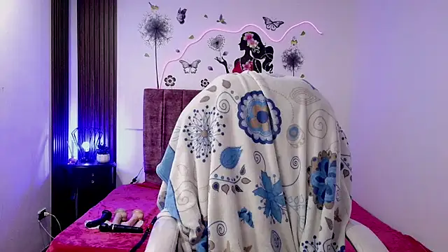 elena detroya online show from 12-15-25, 12:33