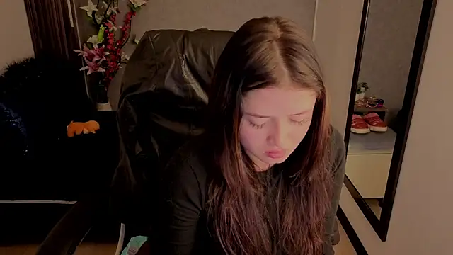 almma shy online show from 10-18-25, 03:25