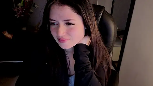 almma shy online show from 10-27-25, 01:23