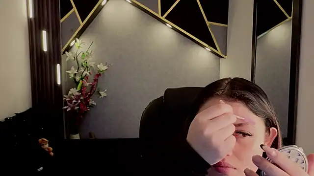 almma shy online show from 09-10-25, 01:21