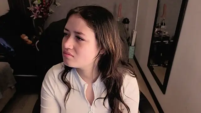 almma shy online show from 10-31-25, 02:02