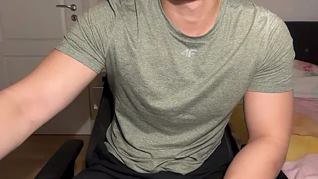 jungcock3210 online show from 11-07-25, 05:39