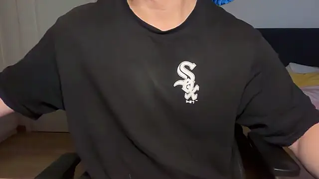 jungcock3210 online show from 12-04-25, 01:43